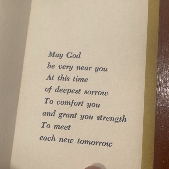 VTG KJV Holy Bible Illustrated Memorial Edition Wood Cedar Box Union Made USA - Picture 13 of 16